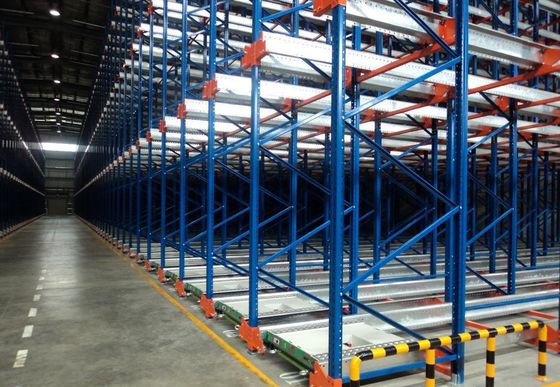Système de stockage de navette industrielle sur mesure avec poutre en acier à haute densité / rivets en acier