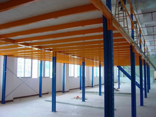 Structure en acier lourd, plancher mezzanine pour rack de stockage d'entrepôt
