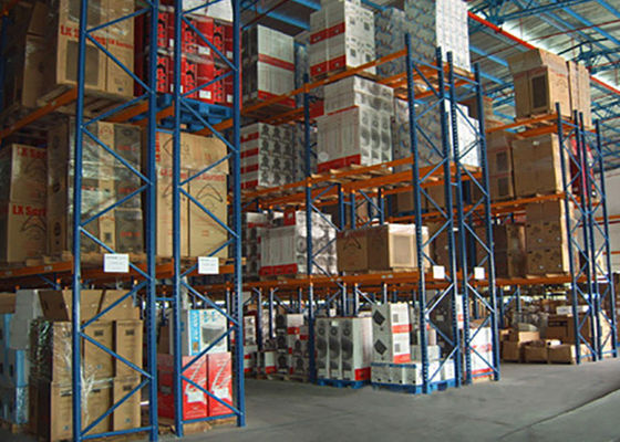 3000 kg/niveau Racks de stockage lourds pour entrepôts classiques sélectifs
