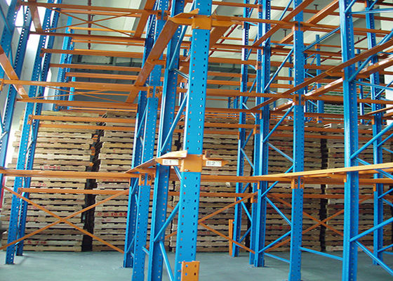 Drive dans les rayonnages de stockage en acier industriel avec finition de peinture en poudre