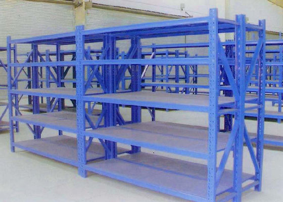 Étagère de rangement légère pour entrepôt 100 kg-120 kg/couche Étagère à fente industrielle