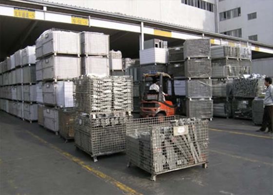 Finition en zinc de treillis métallique rigide pliable avec frein à pieds / rouleaux