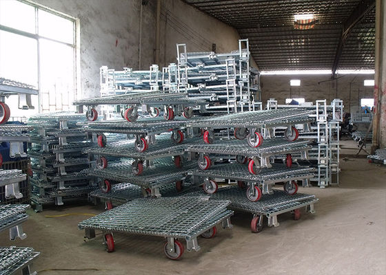 Panneaux de cage pliables à treillis métalliques avec porte de chute avant / 4 rouleaux