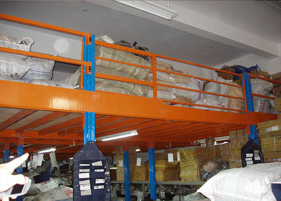 Plateforme de stockage industriel en acier à laminage à froid de 2 niveaux Couleur orange / bleu