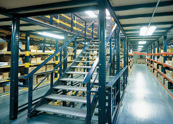 Systèmes de stockage de mezzanine en acier industriel à plusieurs niveaux