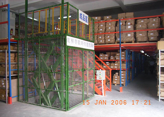Plateaux de stockage industriels en acier mézanin à support de rack laminés à froid avec monture de support