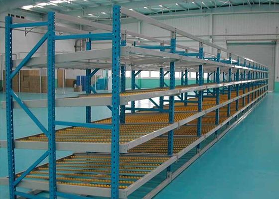 Étagères de stockage industrielles en acier assemblées, étagères à palettes à flux de gravité