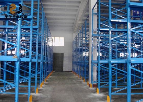 Conduite sécurisée dans les rayonnages de palettes / rayonnages de entrepôts lourds