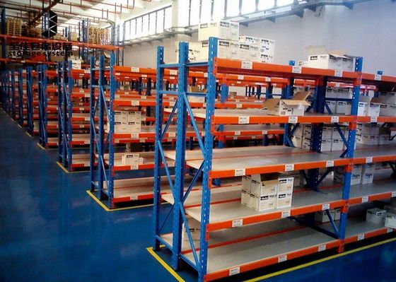 Protection contre la corrosion Racks de stockage à charge lourde Racks en acier à charge lourde à plusieurs niveaux