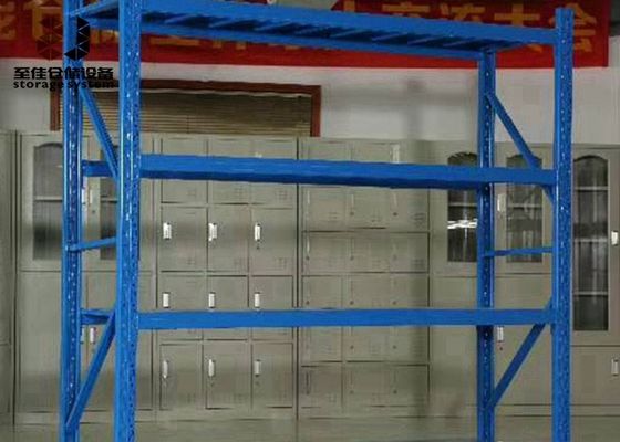 Maximum de 4500 kg par niveau de protection contre la corrosion