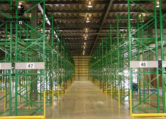 Étagère de rangement à charge lourde à deux / trois niveaux assemblée / étagères de rangement de stockage soudés