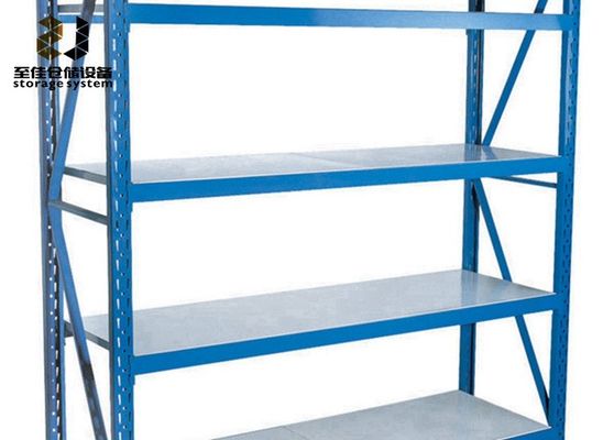 Maximum de 4500 kg par niveau de systèmes de rayonnages de palettes d'entrepôt assemblés ou soudés
