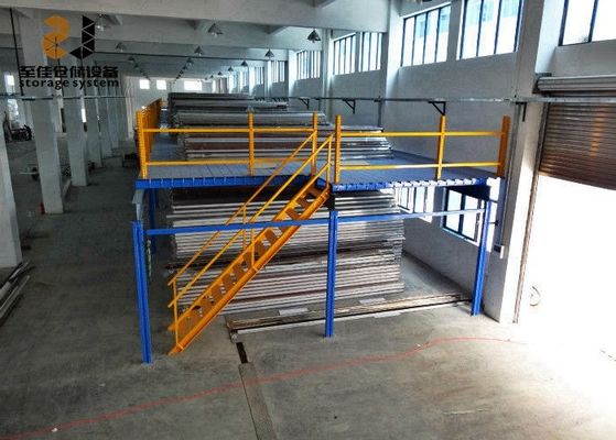 Escaliers de sol en mezzanine à deux couches bleu et jaune revêtus de poudre époxy