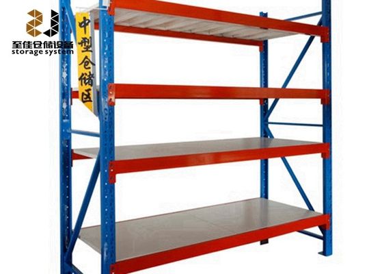 Systèmes de stockage de palettes industrielles à charge moyenne et durables