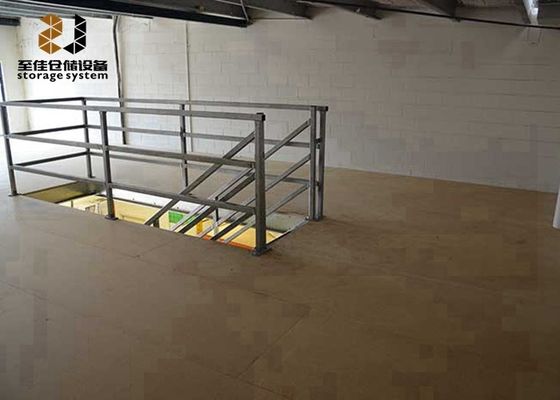 Plateformes mézanines de stockage en acier / mézanines supportées par des racks de palettes