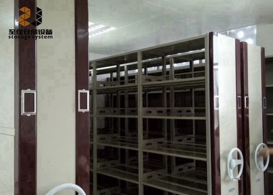 Systèmes de stockage de fichiers, bibliothèque mobile avec verrou de sécurité