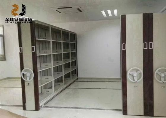 Systèmes de stockage de fichiers, bibliothèque mobile avec verrou de sécurité