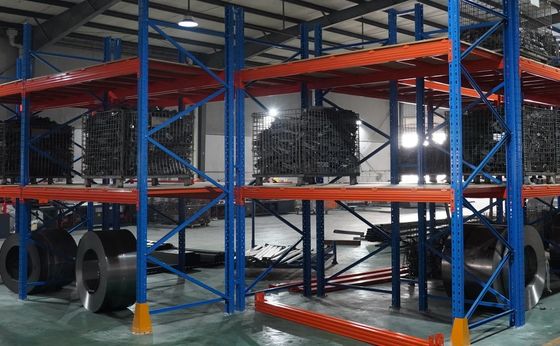 Étagères de stockage en acier jaune robuste de qualité industrielle pour une capacité de poids maximale de 2000 kg/palette