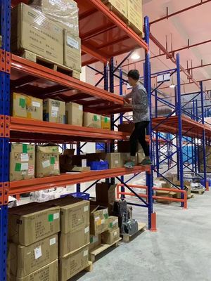 Solution de stockage d'entrepôt Rack de stockage lourd avec grande capacité